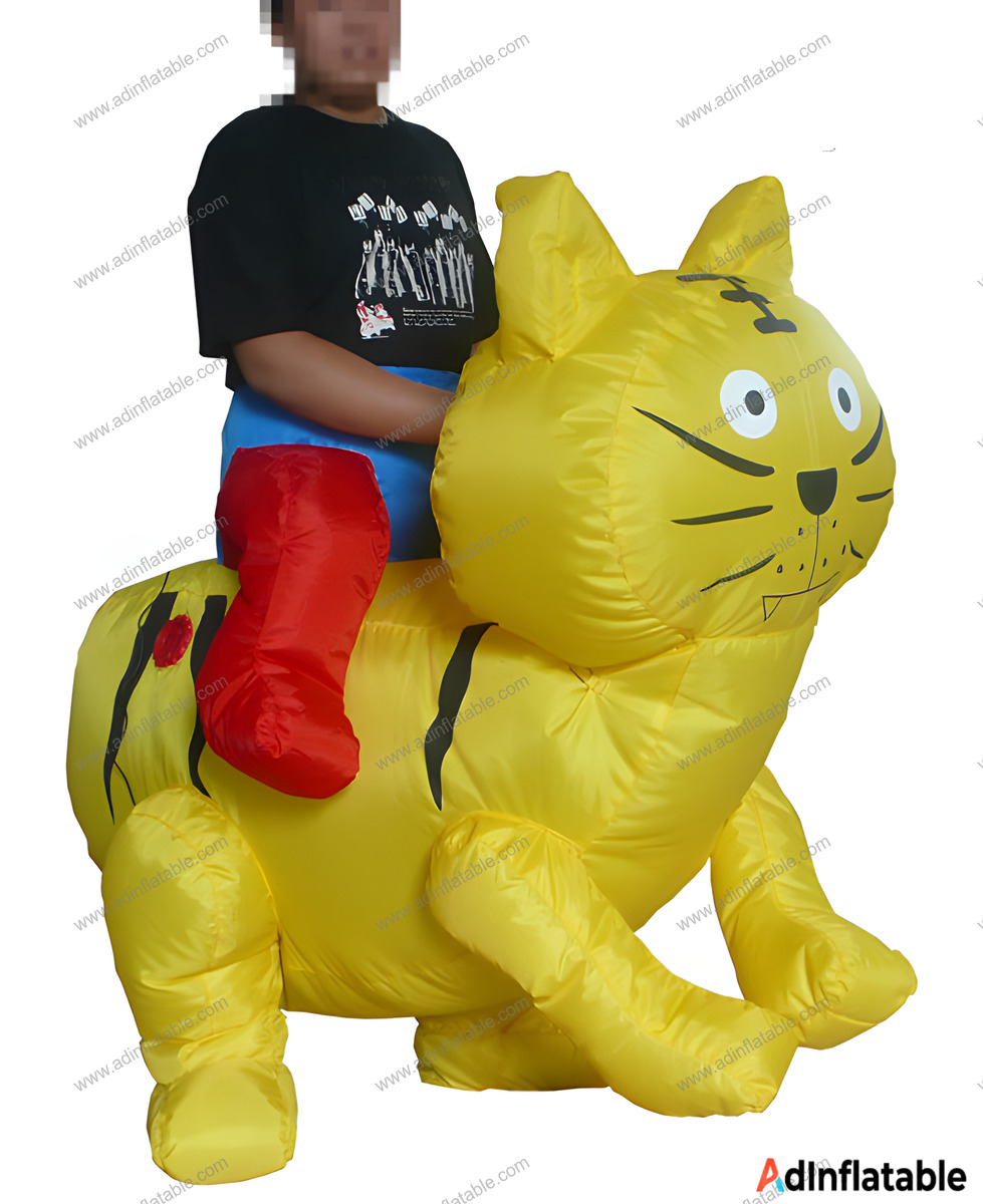 GM-006 Golden Cat Inflatable Moving Cartoon