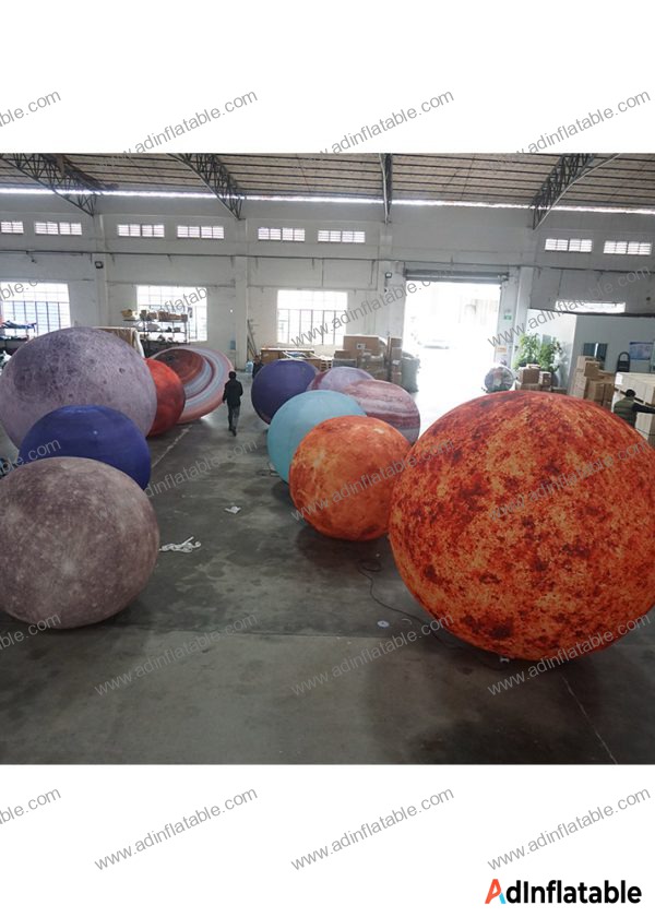 GCar-066 Inflatable Planet - view 2