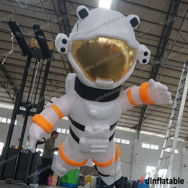 GCar-067 Inflatable Astronaut - view 2