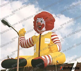 GCar-046 Clown Mascot Cartoon